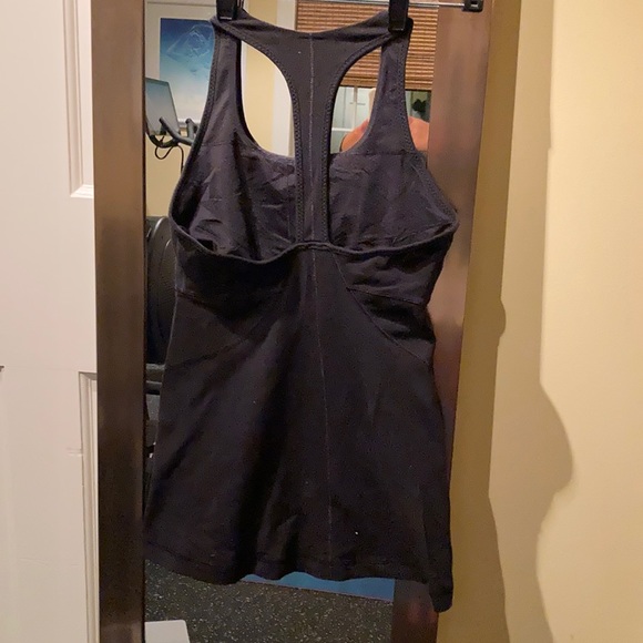 tight fit lululemon tank top - Picture 2 of 3